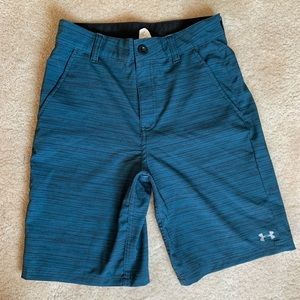 Boys size 12 under Armour shorts